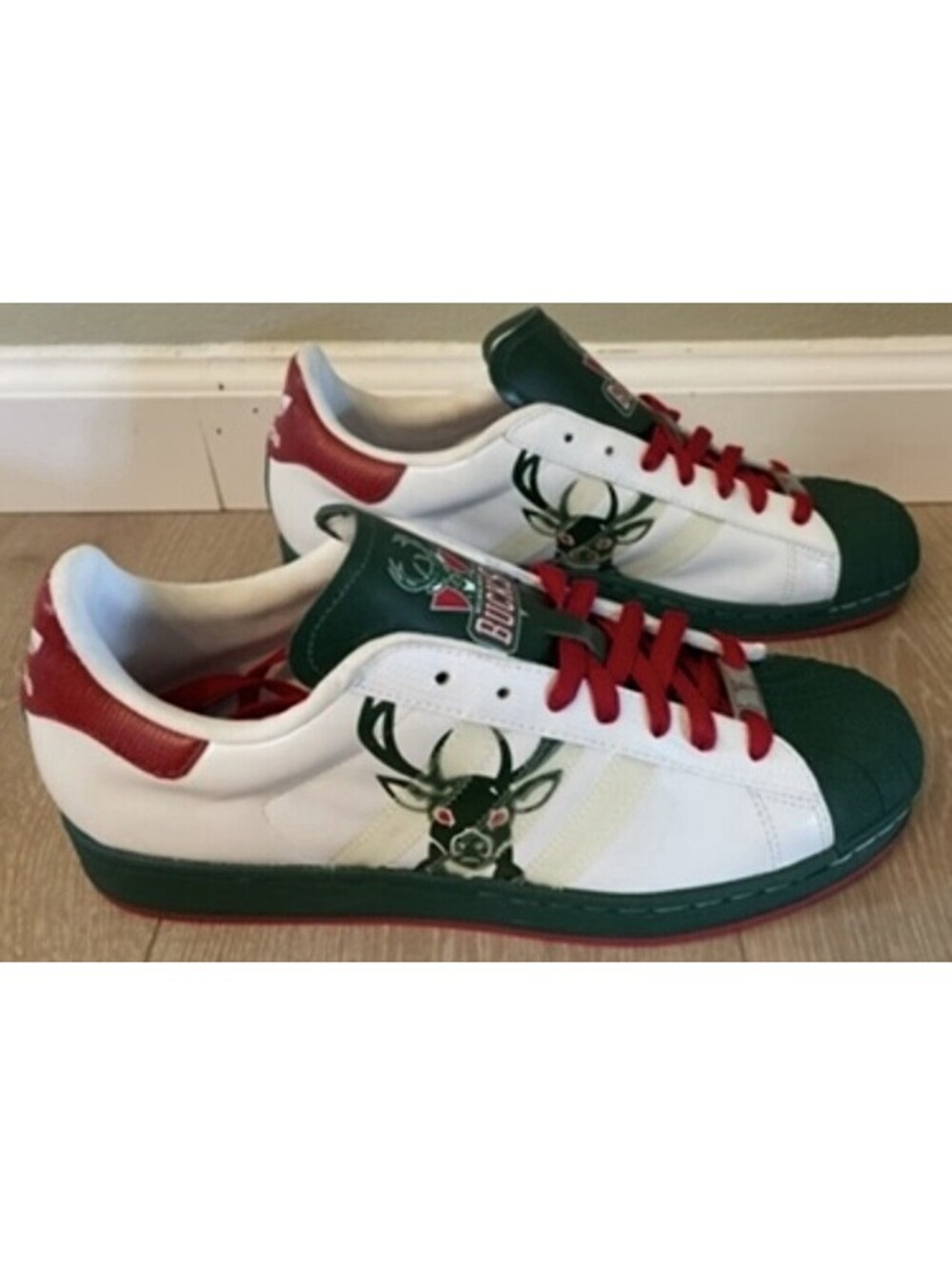 RARE Men’s Adidas Superstar Milwaukee Bucks Shoes Size 10